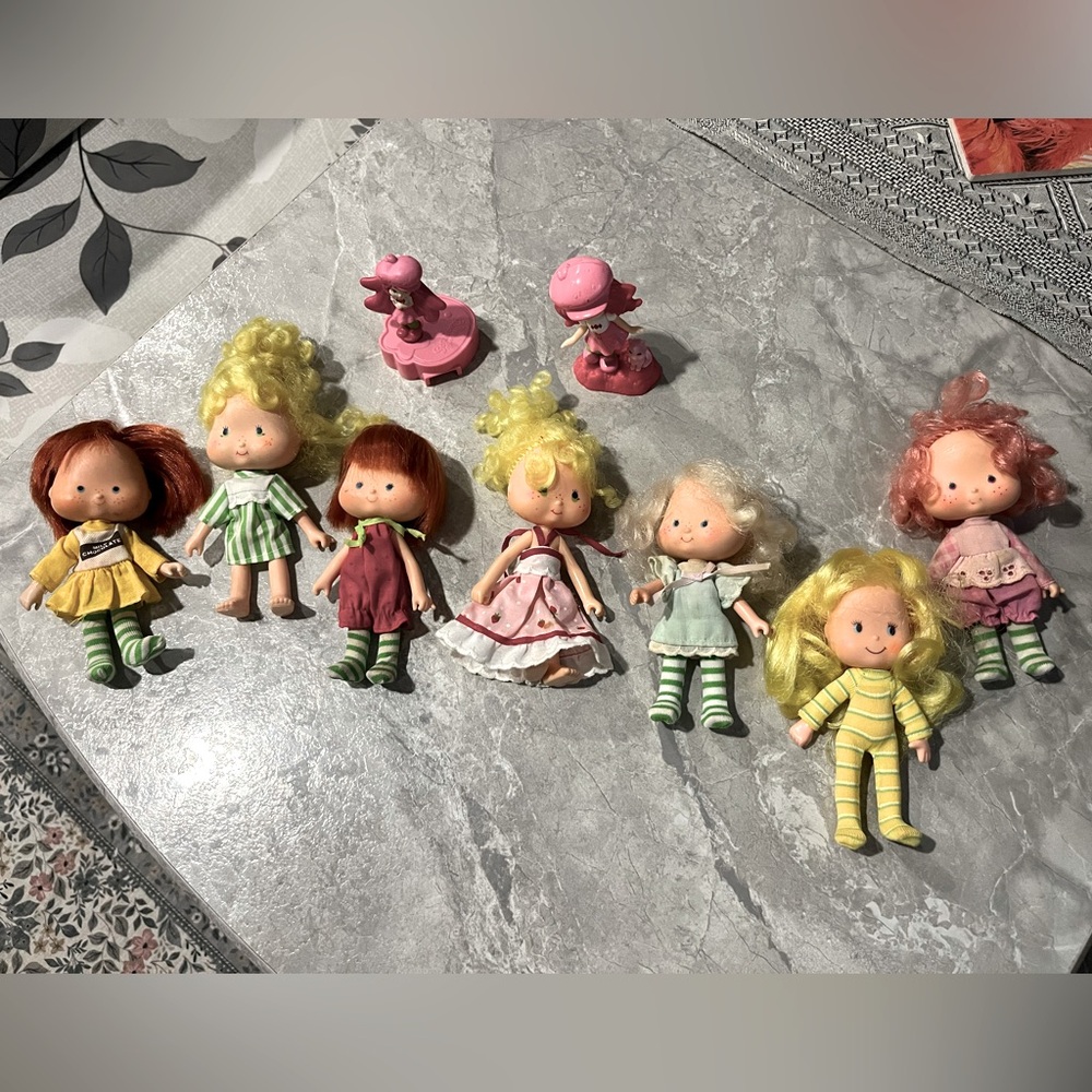 Strawberry Shortcake/American Greetings Doll Set7)
